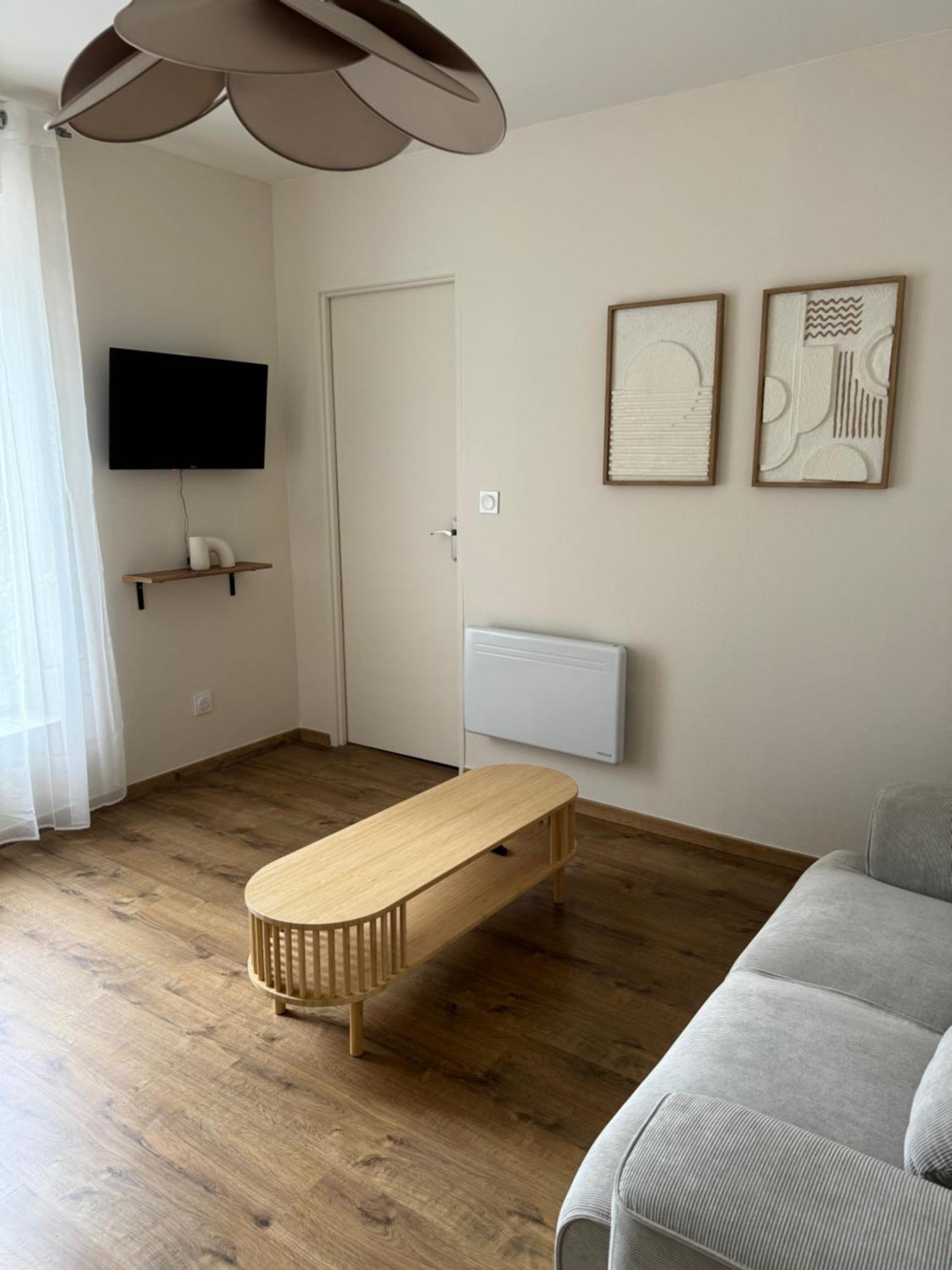 Appartement Avec Une Chambre Лион Екстериор снимка